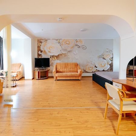 Villa Arus Chişinău Extérieur photo