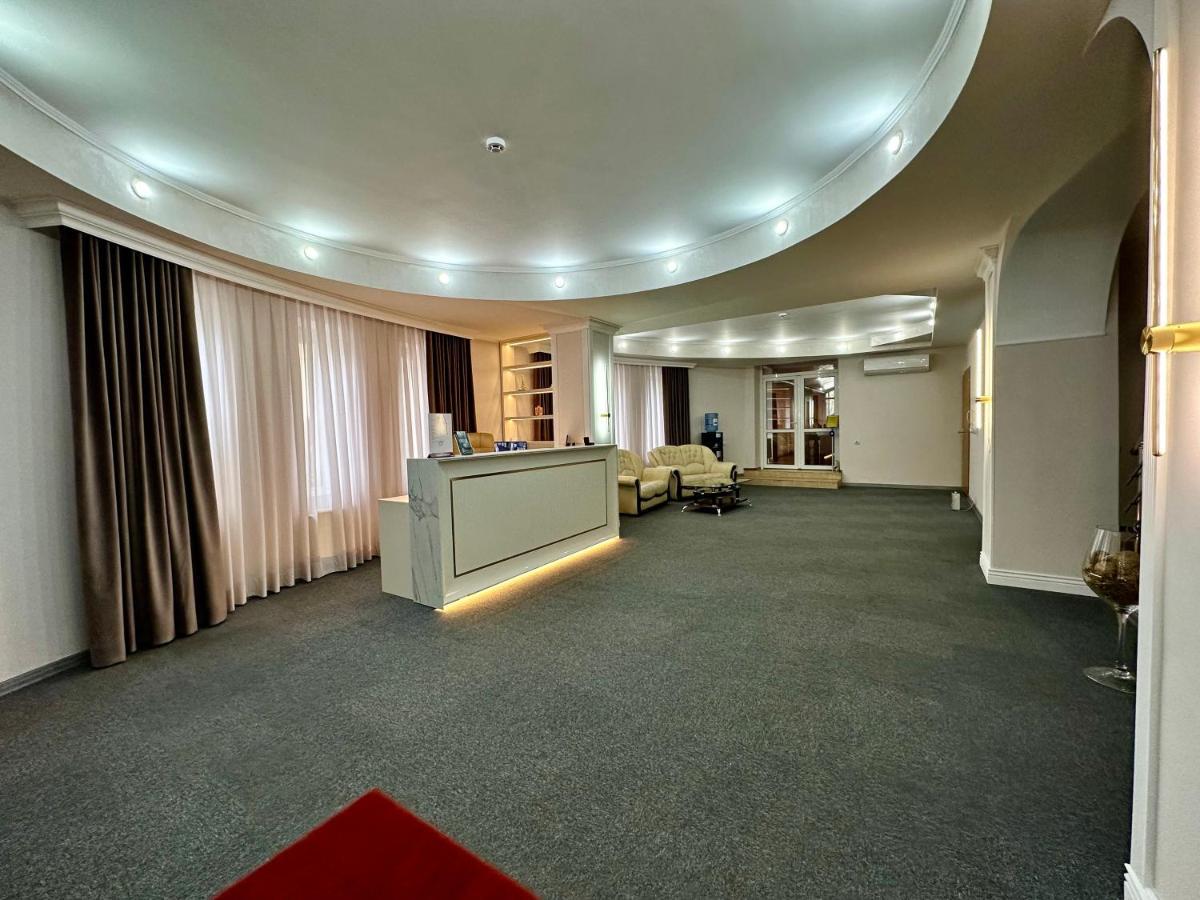Villa Arus Chişinău Extérieur photo