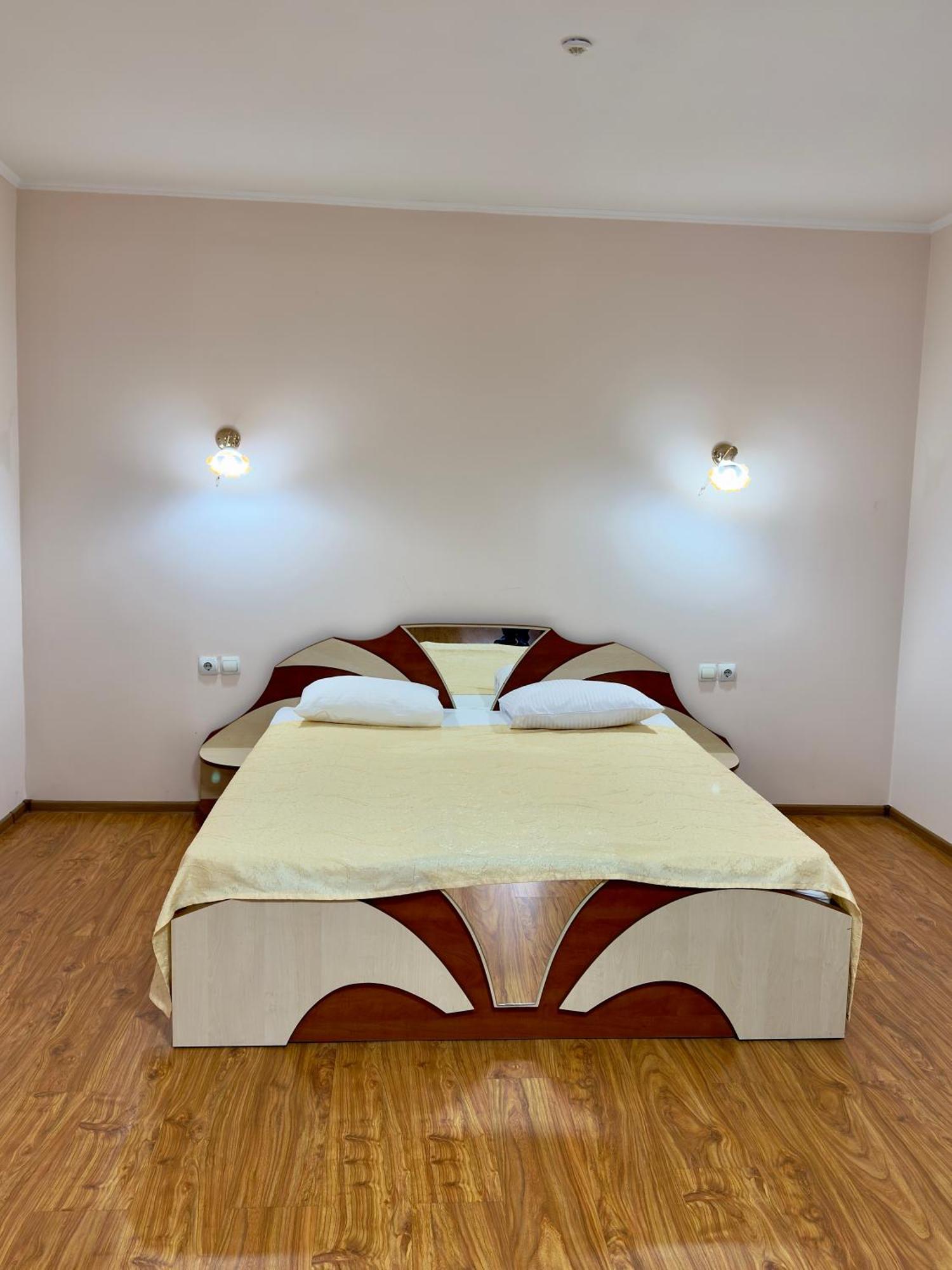 Villa Arus Chişinău Extérieur photo