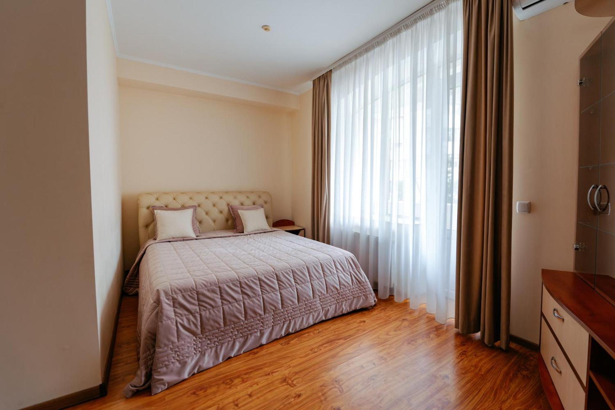 Villa Arus Chişinău Extérieur photo