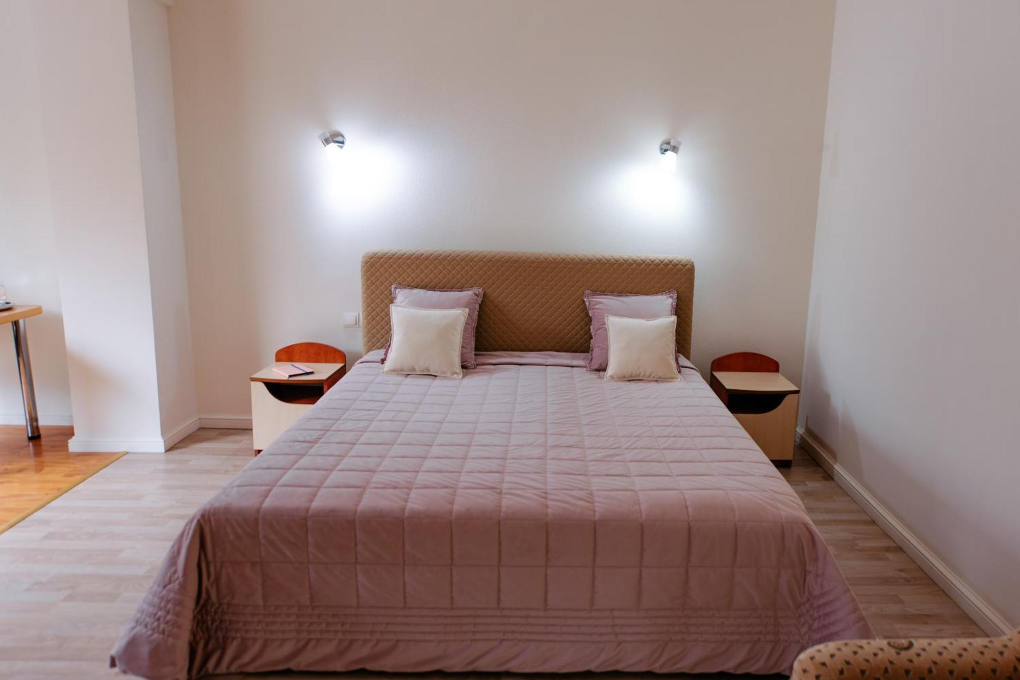 Villa Arus Chişinău Extérieur photo