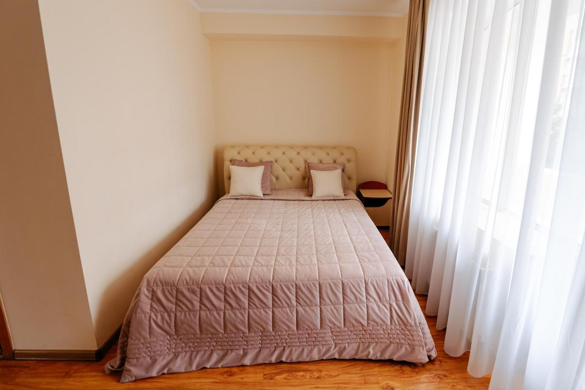 Villa Arus Chişinău Extérieur photo