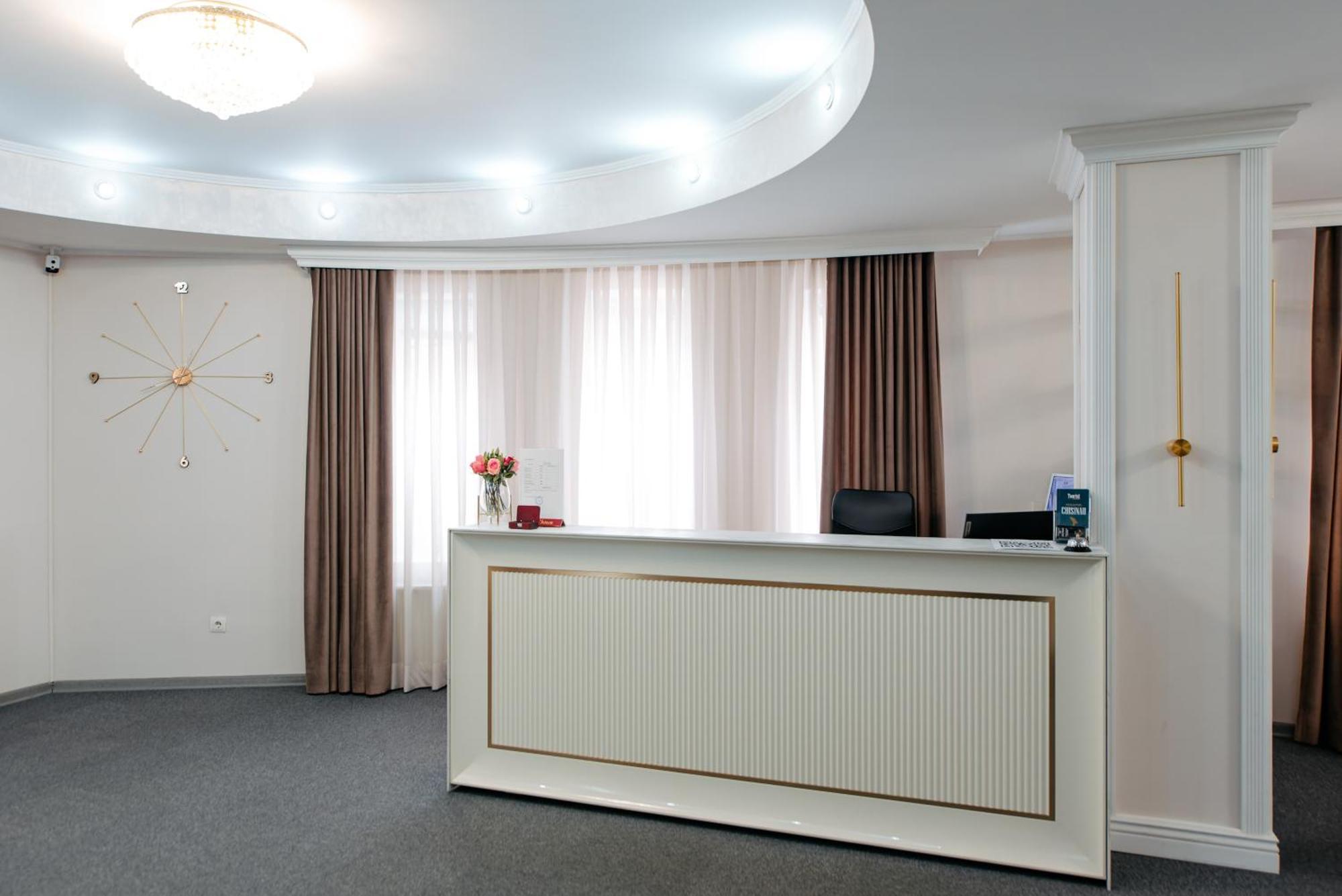 Villa Arus Chişinău Extérieur photo