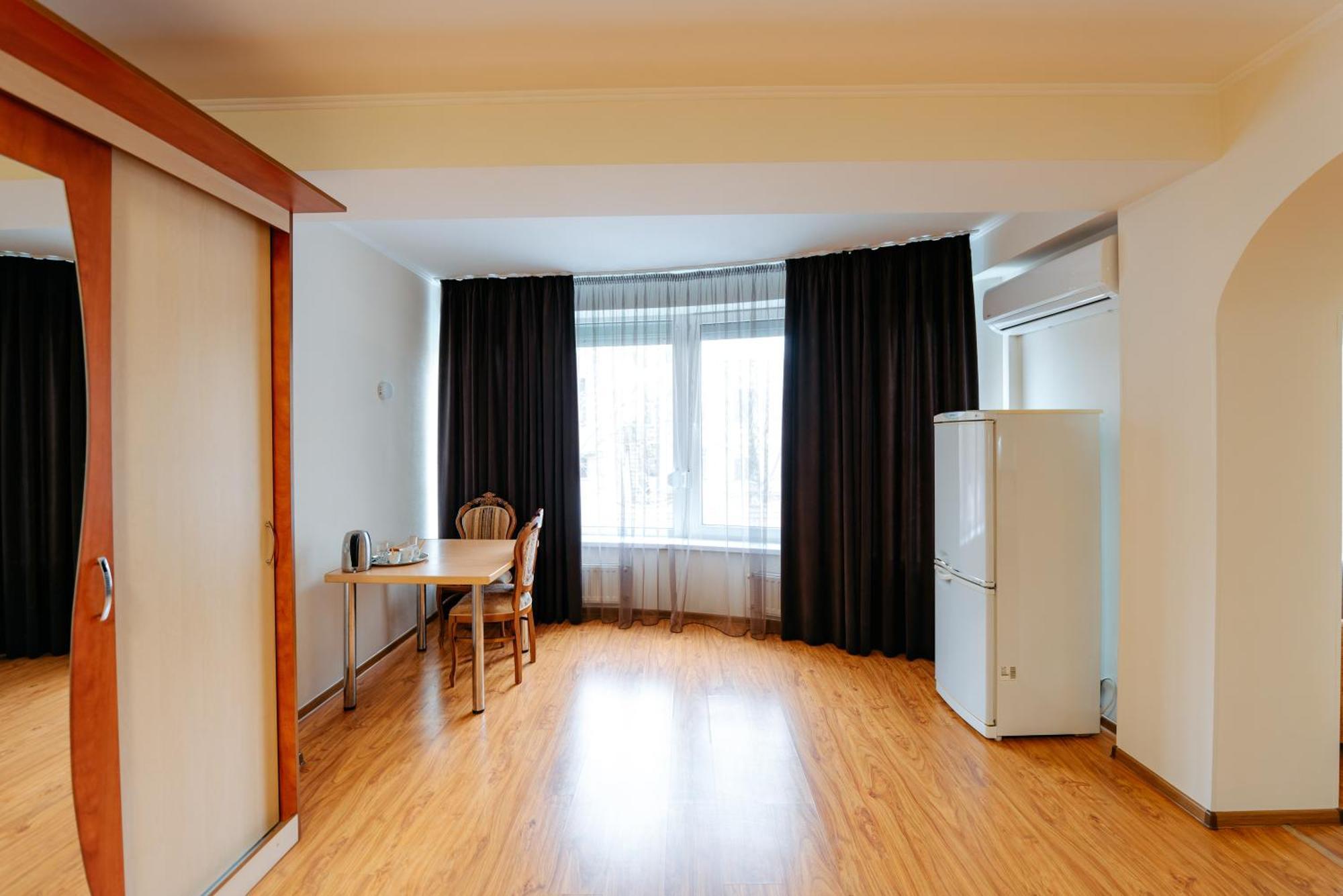 Villa Arus Chişinău Extérieur photo